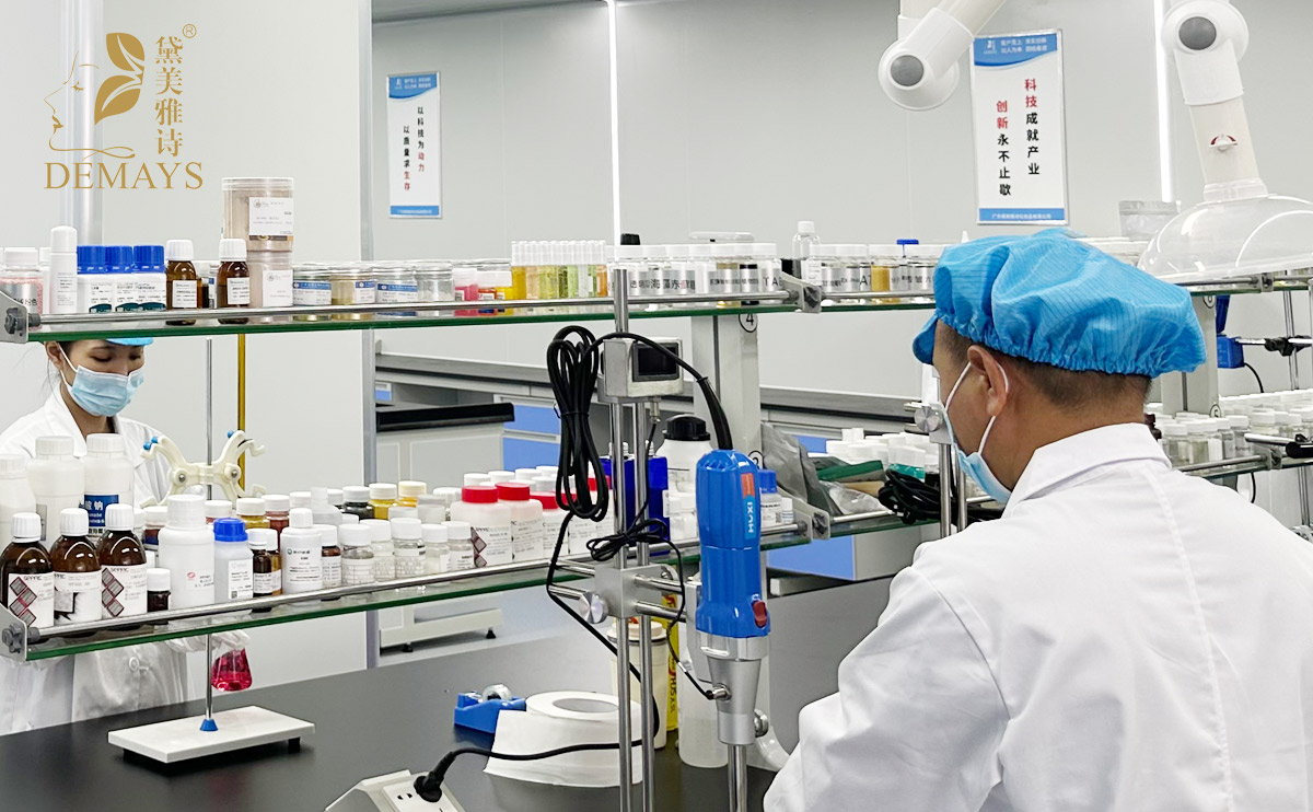 什么是化妆品OEM什么是代加工，化妆品工厂OEM加工流程