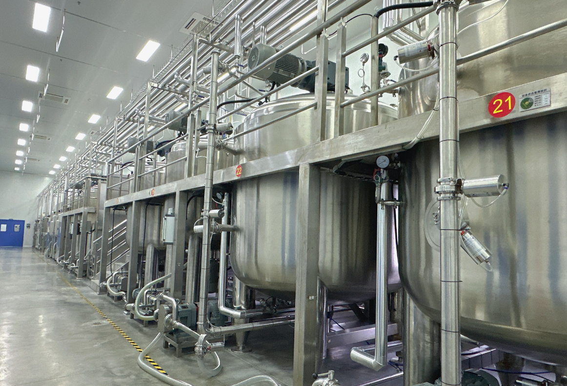 化妆水加工定制常用的生产工艺是什么,品牌方如何协助工厂生产