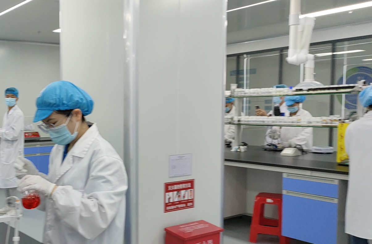 黑头鼻贴导出液加工厂家如何研发生产黑头鼻贴导出液