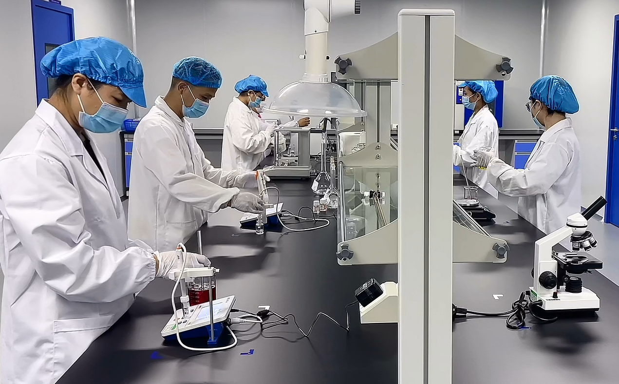 解锁专属美力:一份详细的精华水加工定制流程指南