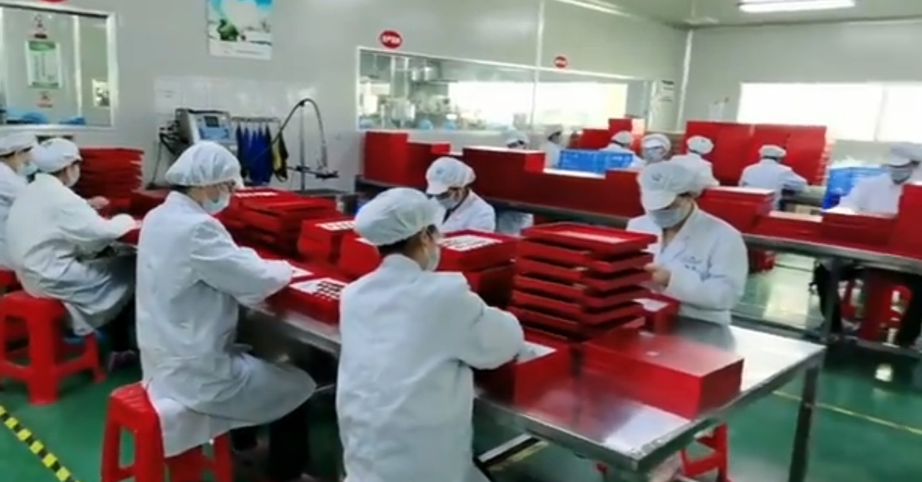 化妆品套盒定制找工厂合作流程