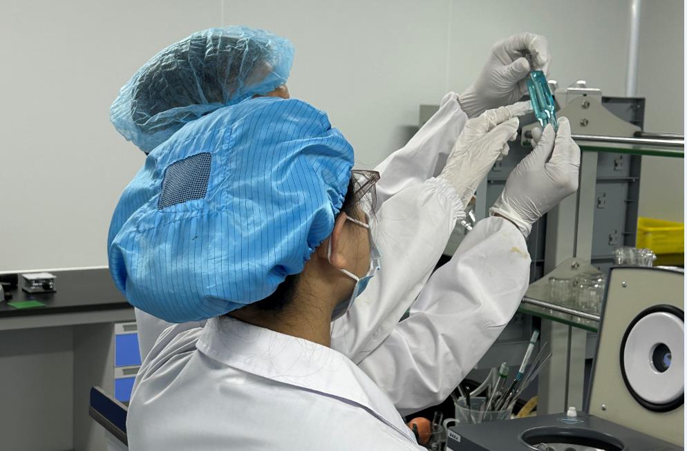 护肤品套装代加工厂家如何为品牌定制护肤品套装