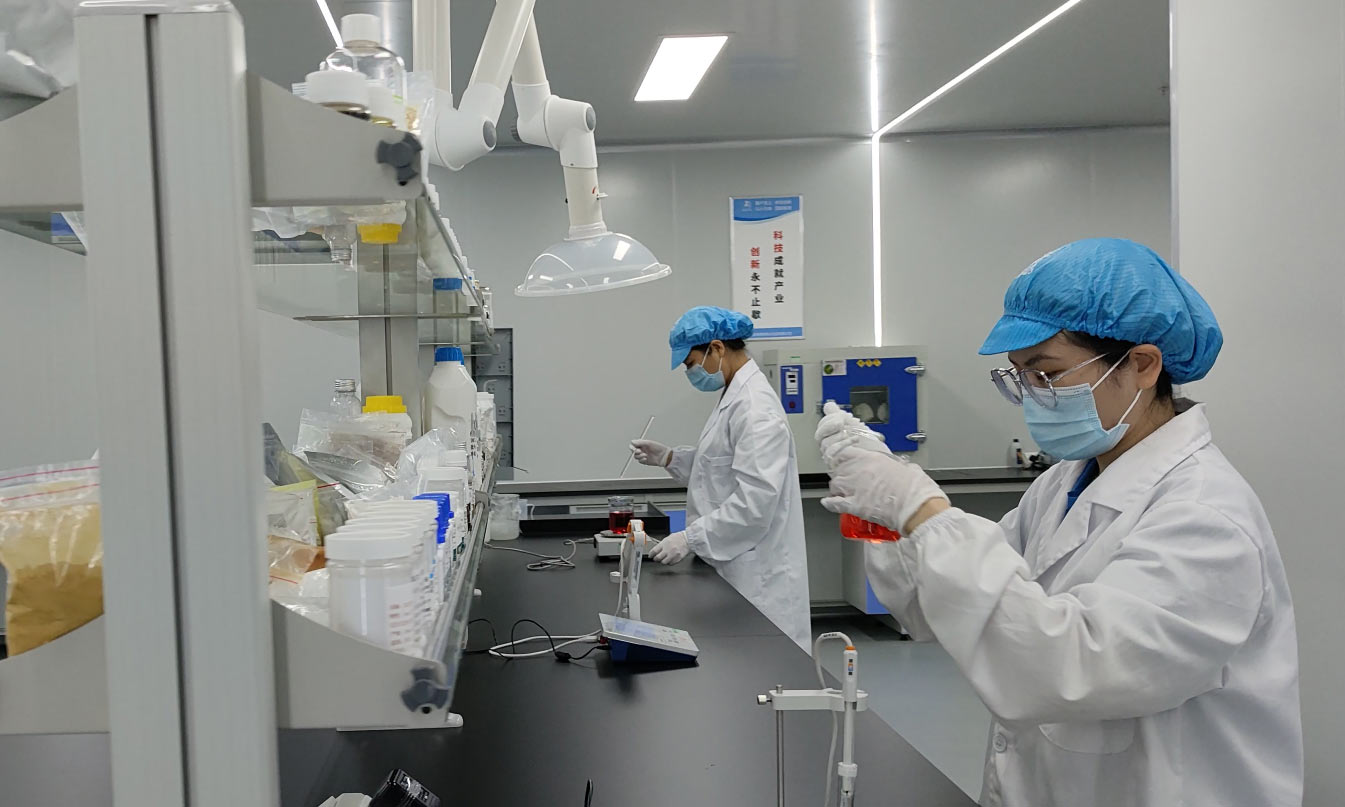 化妆品礼盒定制，公司如何与化妆品工厂合作代加工化妆品礼盒